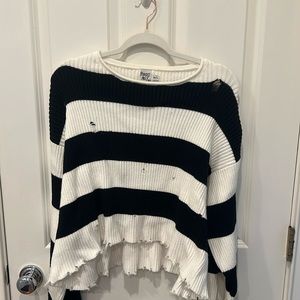 princess Polly distressed sweater